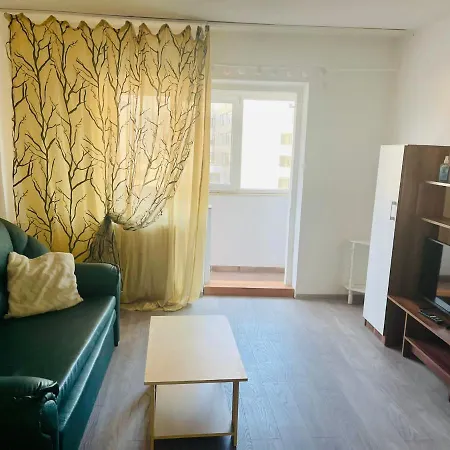 Central Apartment Near The Old Town Gl19 *